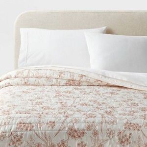 Open Box - Room Essentials - Full/Queen Satin Quilt Copper - Room Es Copper